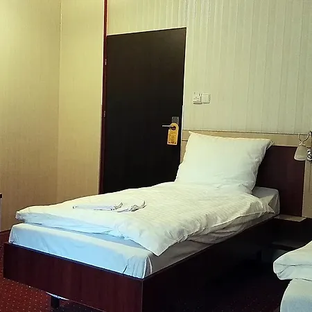 Курортный комплекс Karczma Pod Mlynem 3*